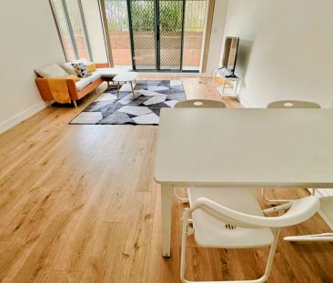 2 beds 2 bath - Photo 2