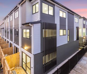 3 Bedroom Brand-New Luxury Terrace Houses for Rent! - Photo 2