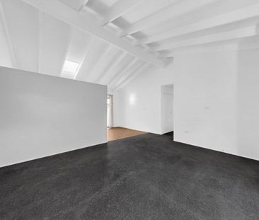 Three bedroom family home in quiet street. - Photo 6