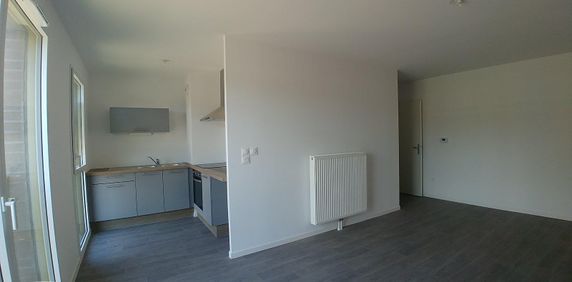 Location Appartement 2 pièces 52m² TOURCOING 59200 - Photo 2
