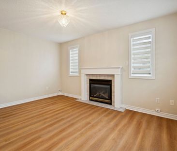 For Lease - 136 Marsellus Drive, Barrie, Ontario - Photo 4