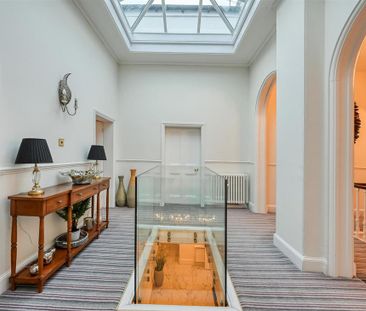 7 bedroom detached house to rent - Photo 4