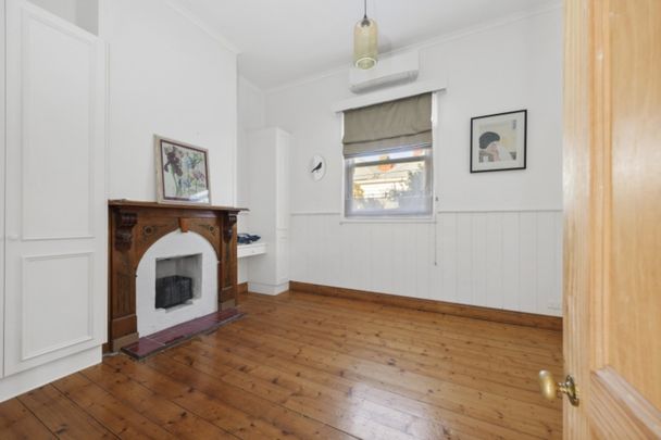 THREE BEDROOM HOME IN FANTASTIC CENTRAL LOCATION - Photo 1