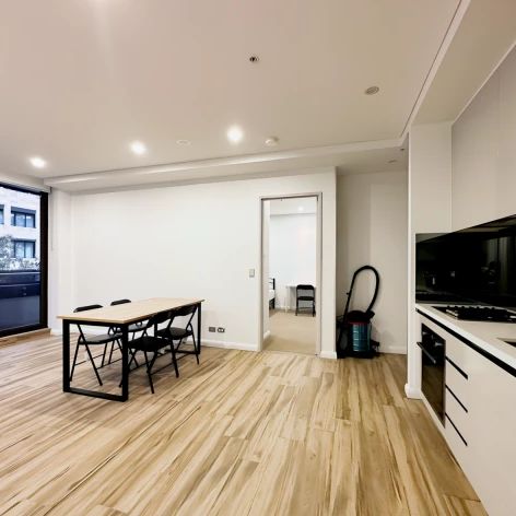 3 Bed 2 Bath Bed2（Single） - Photo 1