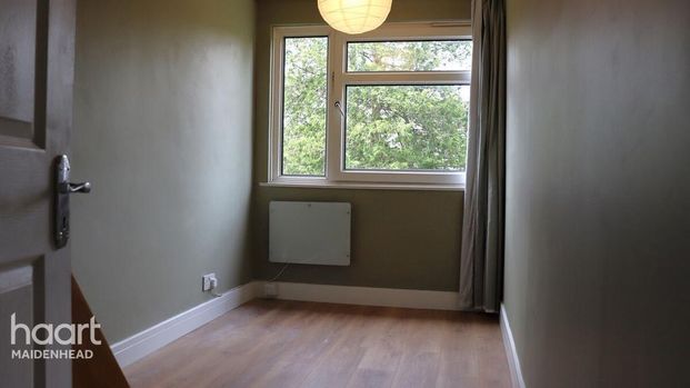 3 bedroom end of terrace house to rent - Photo 1
