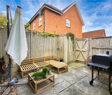 2 bedroom detached house to rent - Photo 2