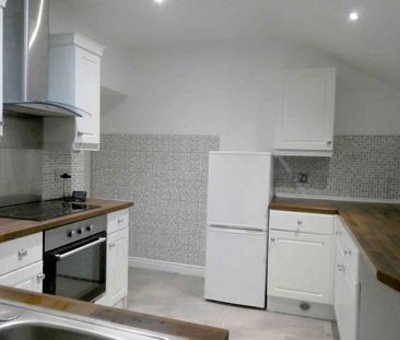 2 bedroom flat to rent - Photo 6