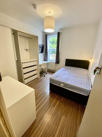 7 bedroom house to rent - Photo 3