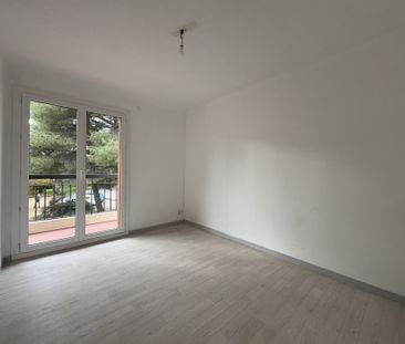 Location Appartement 2 pièces 44m² LA CIOTAT 13600 - Photo 2