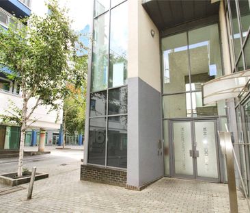 Hardwicks Square, London, SW18 4LP - Photo 5