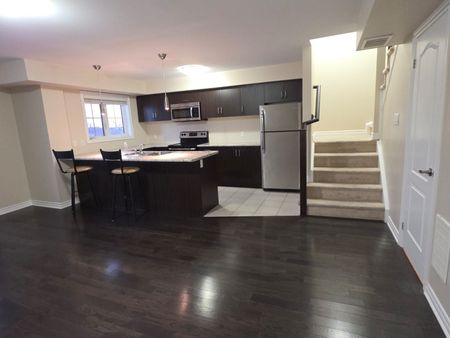 For Lease - 2441 GREENWICH Drive Unit# 96, Oakville, Ontario - Photo 4