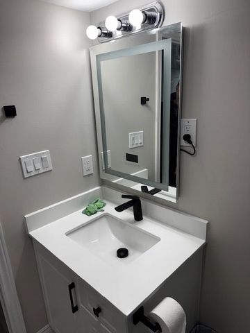 For Lease - 41 James Mccullough Road Unit# Basement, Whitchurch-Stouffville, Ontario - Photo 3