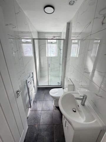 3 Bed Maisonette, Eastcote Road, HA2 - Photo 3