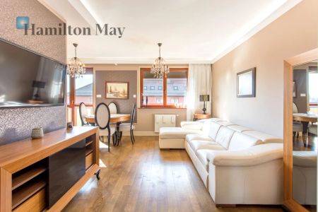 Ołtaszyn: Odświeżone mieszkanie 54m² z balkonem, garderobą i miejscem postojowym - Zdjęcie 3