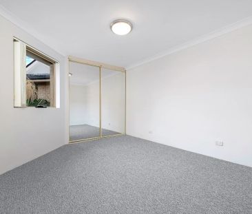 Modern 2-bedroom Apartment in a Prime Location! - Photo 1