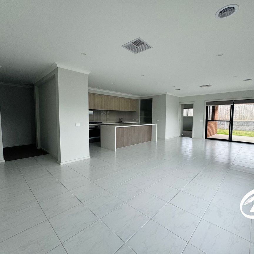 54 Skyline Drive, 3820, Warragul Vic - Photo 1
