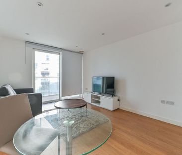 1 bedroom flat to rent - Photo 2