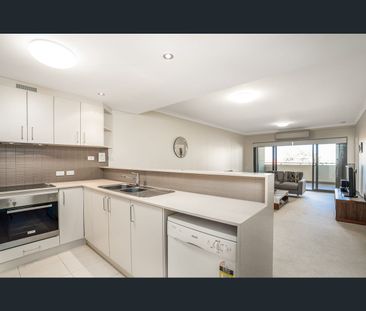 62/18 Wellington Street, East Perth, WA 6004 - Photo 4