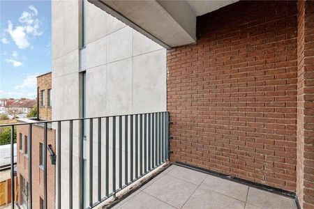 Cannon Hill Lane, London, SW20 - Photo 5