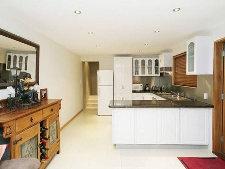 2/7 Fyans Street, Geelong - Photo 4