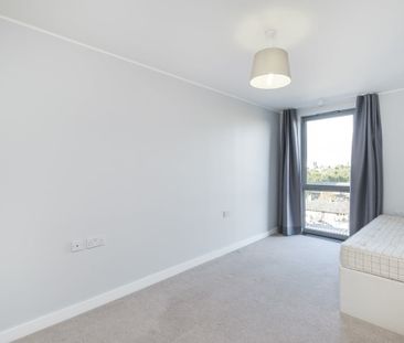 3 bedroom apartment to rent - Photo 4