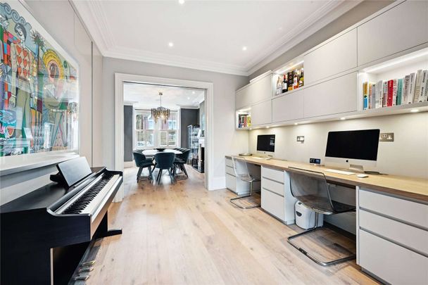 Situated on the popular Waldeck Road this exquisite six-bedroom detached period home perfectly combines timeless elegance with modern sophistication. - Photo 1