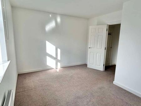 Dutchbarn Lane, Seabrook Orchards, Exeter, EX2 - Photo 5