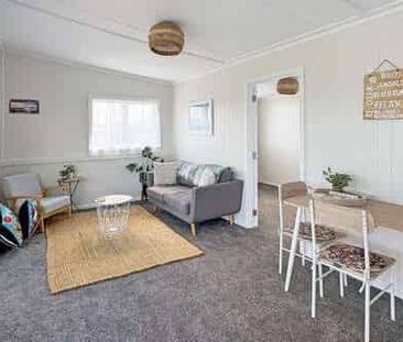 NEWLY RENOVATED 2 BEDROOM - FOXTON BEACH - Photo 1
