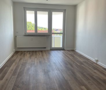 Gemütliche 3-Raum-Wohnung mit Dusche und sonnigem Balkon - Photo 4