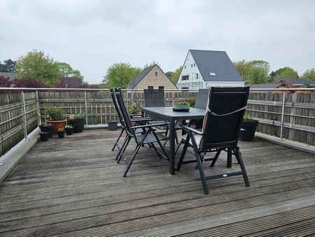 Duplex met 3 slaapkamers, ruim terras en garage - Foto 3