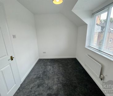 2 Bedroom Apartment To Let - Photo 6