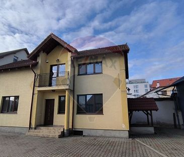 Casă pe Dealul Cetății nr. 19 - se acceptă subînchir... - Fotografie 3