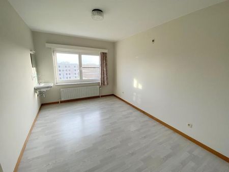 RUIM Appartement met 3 slaapkamers en garage - Photo 3