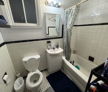 CHAMBRE A LOUER EDOUARD MONTPETIT CDN - Photo 2