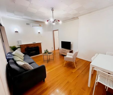 Room 3 (Private) - Photo 3