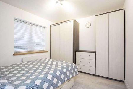 Cleveland Gardens, Brent Cross, NW2 - Photo 4