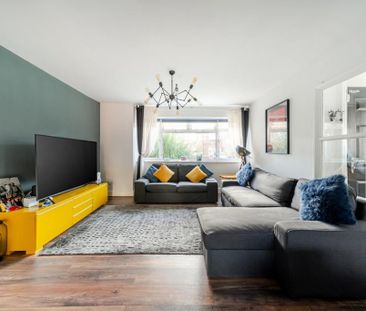 2 bedroom maisonette to rent - Photo 3