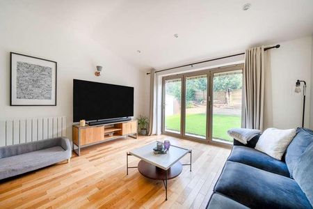 Batchelors, Pembury, TN2 - Photo 4