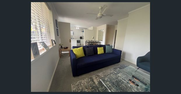 LOVELY 2 BEDROOM FURNISHED UNIT - Photo 1