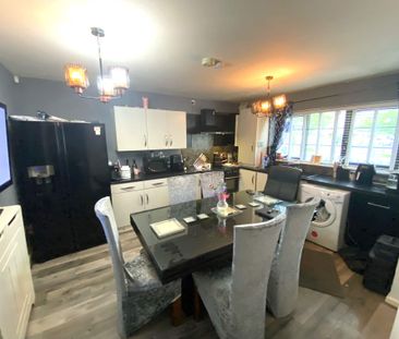 Sillogue Park, Ballymun, Dublin 11( ROOM ONLY ) - Photo 3