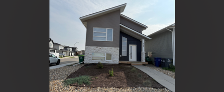 Brand New 3 Bedroom Home in Aspen Ridge - Photo 4