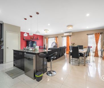 Wattle Grove - Photo 4