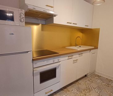 Location Appartement 2 pièces 45m² LILLE 59000 - Photo 4