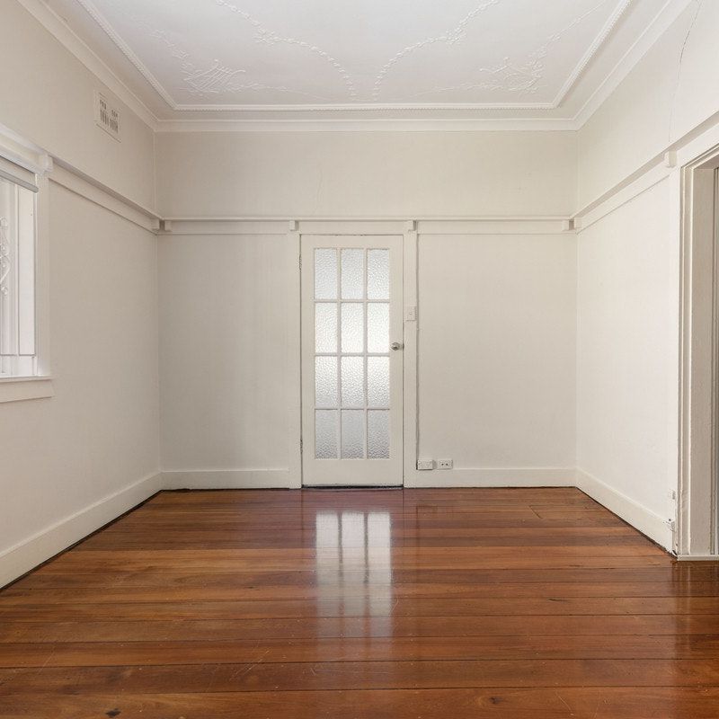 2 / 2A Strickland Street - Photo 1