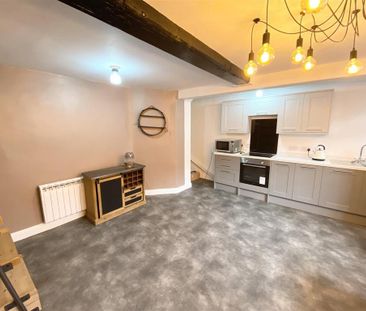 3 bedroom apartment to rent - Photo 6