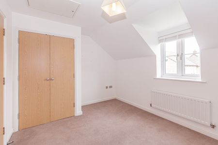 Spring Field Way, Sutton Courtenay - Photo 2