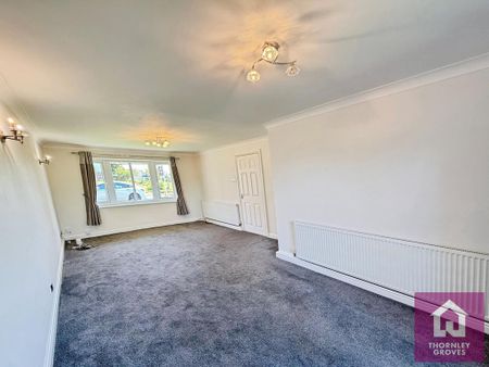4 bedroom detached house to rent - Photo 2