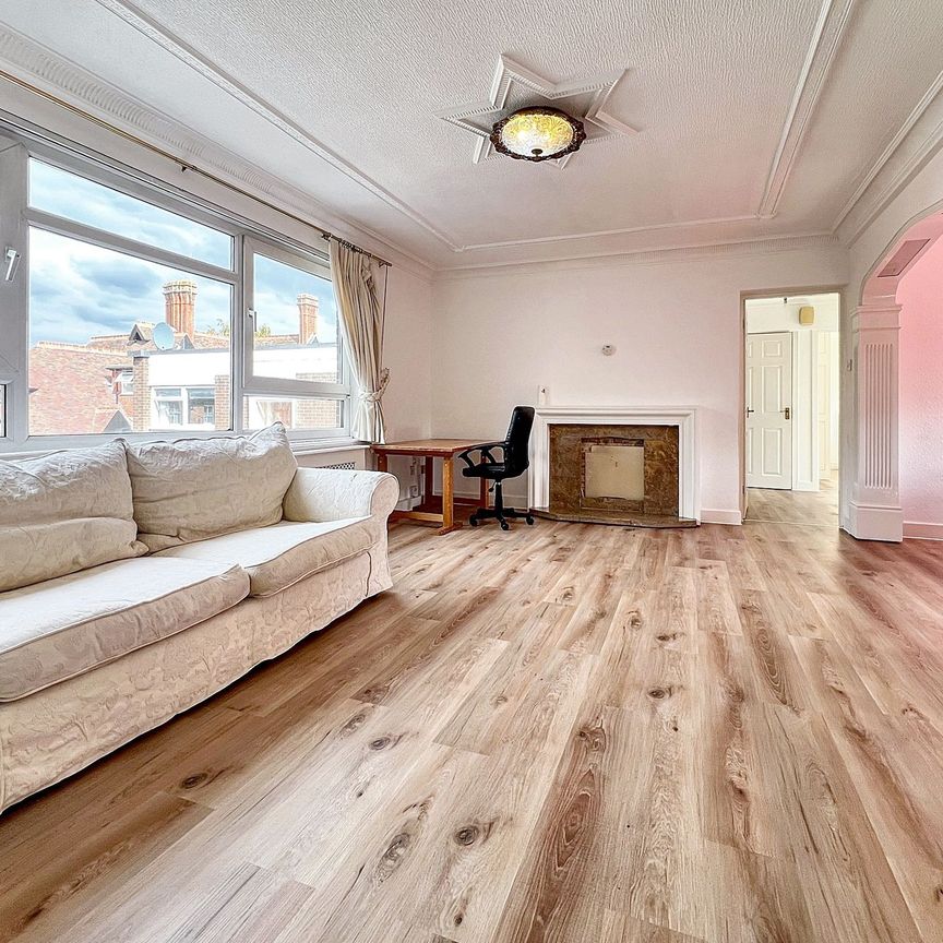 3 bed apartment to rent in London Road, Leicester, LE2 - Photo 1