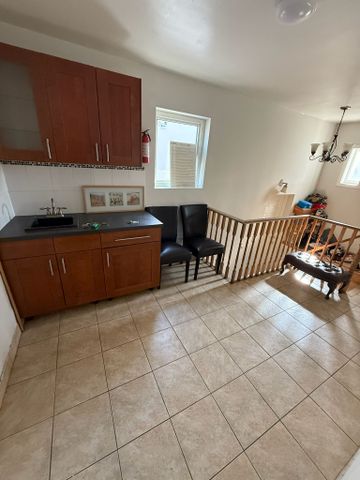 For Lease - 32 Belgravia Avenue Unit# Bedroom 1, Toronto, Ontario - Photo 3