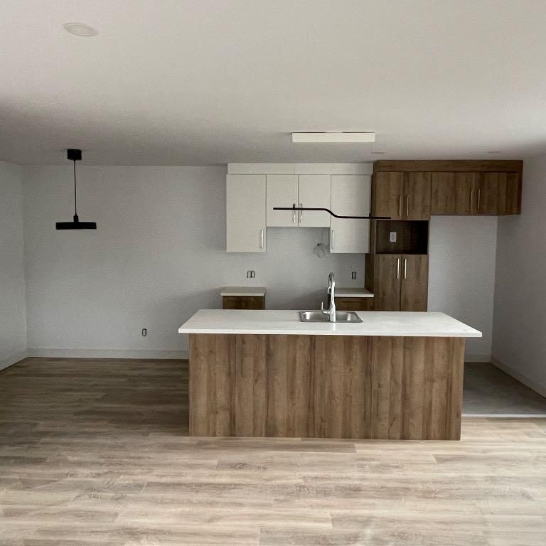 Grands 5½ 2e étage, construction neuve - Photo 1